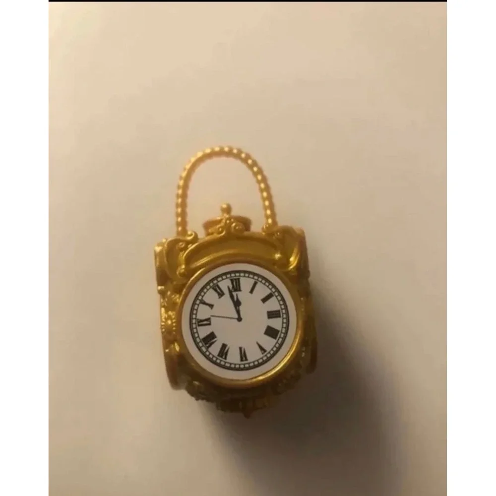 Ashlyn Ella Ever After High First Chapter‎ Gold Clock Purse